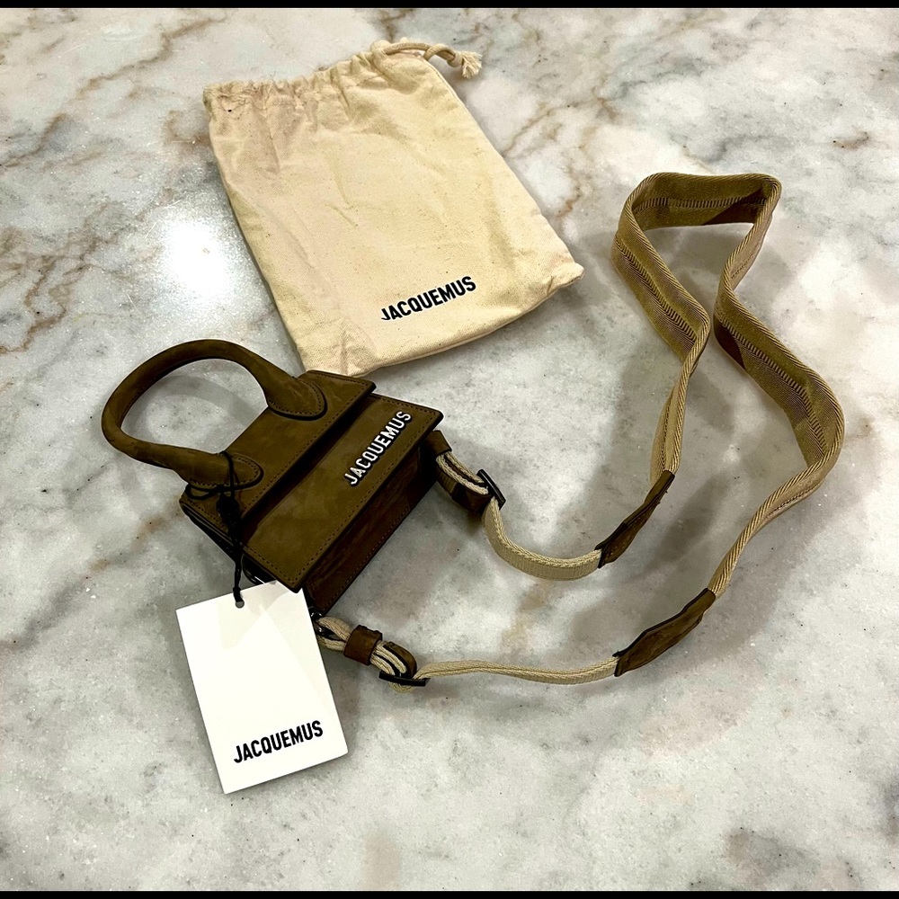 (sold) JACQUEMUS LE CHIQUITO BAG